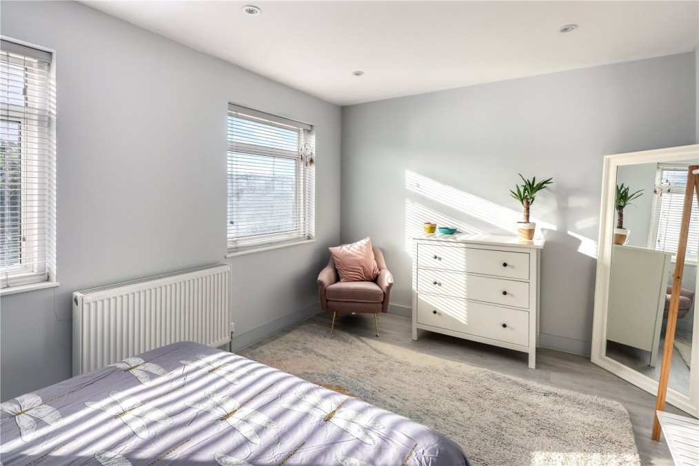 Tavistock Close, N16