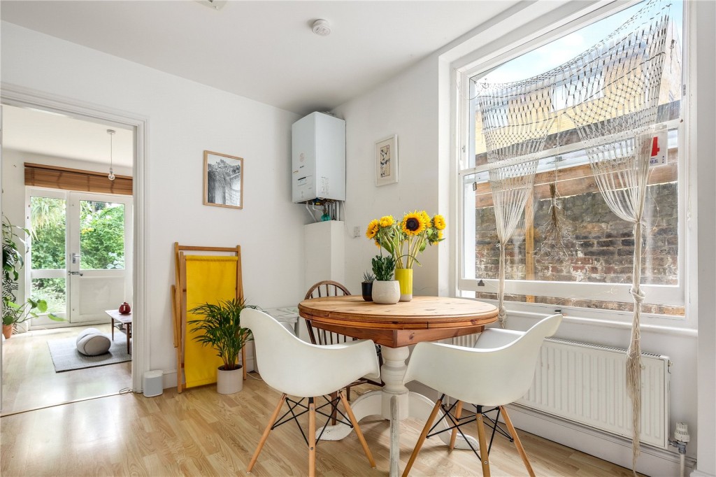 Image for Amhurst Park, N16