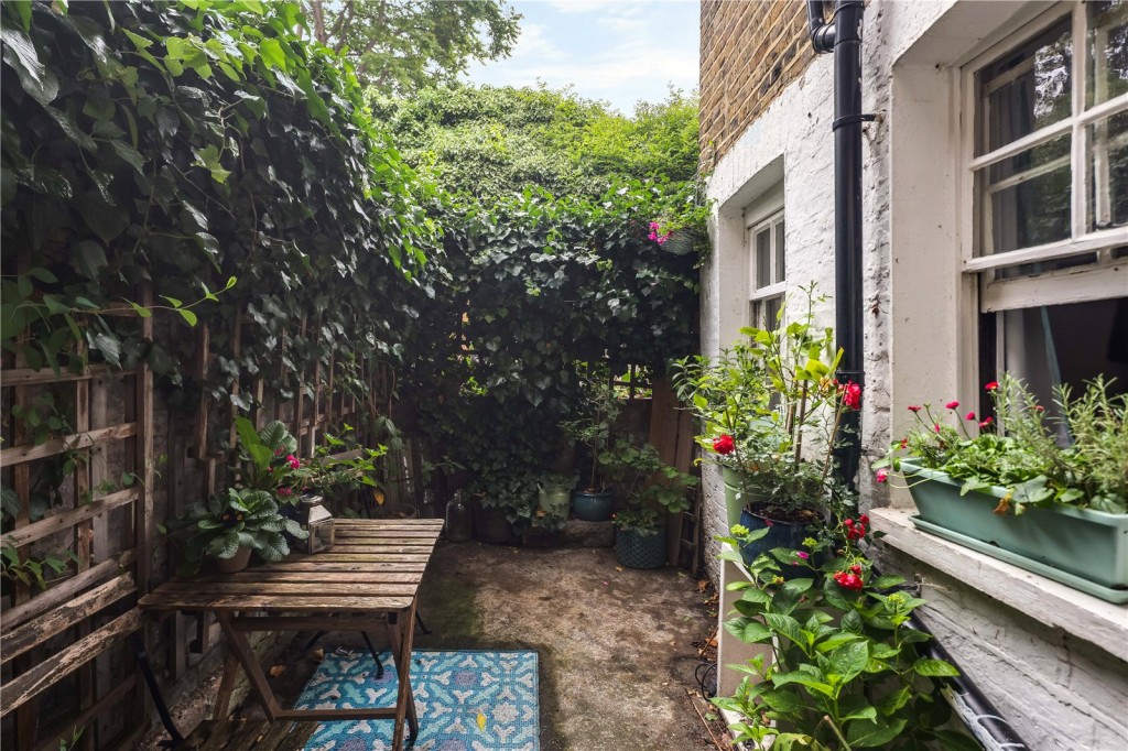 Image for Killowen Road, E9