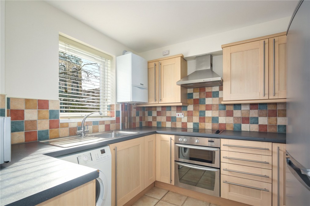Regency Court, E9