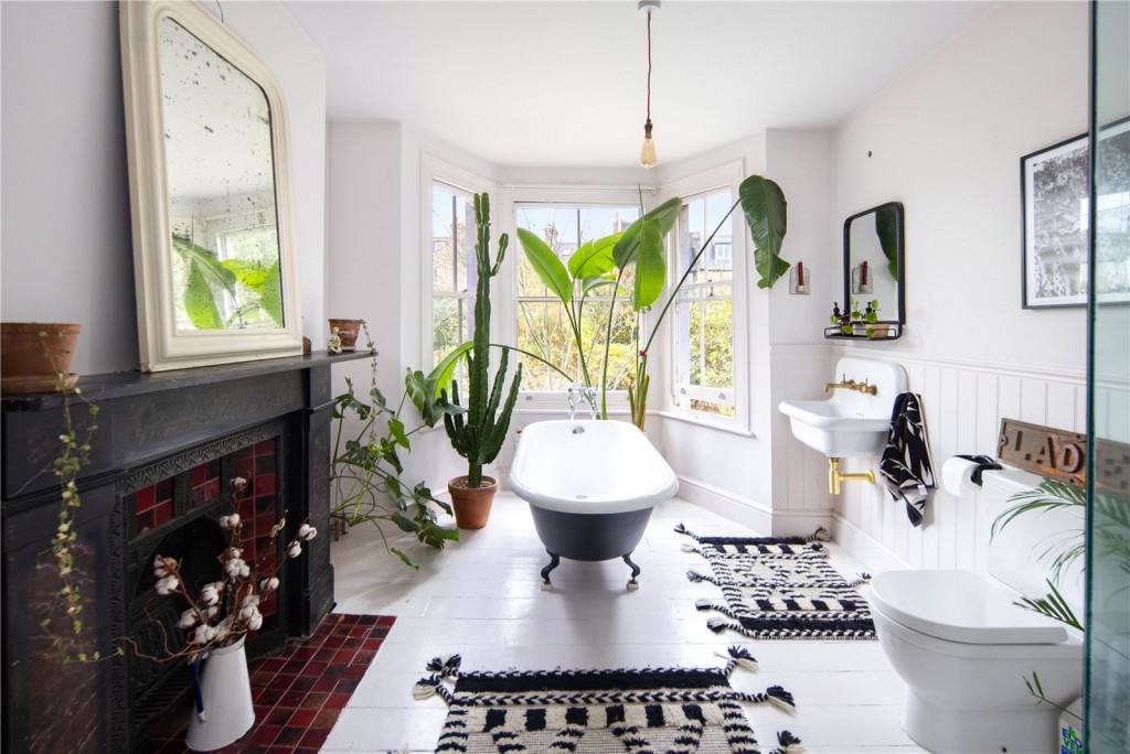 Image for Newick Road, E5