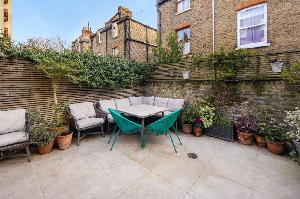 Image for Belgrade Road, N16