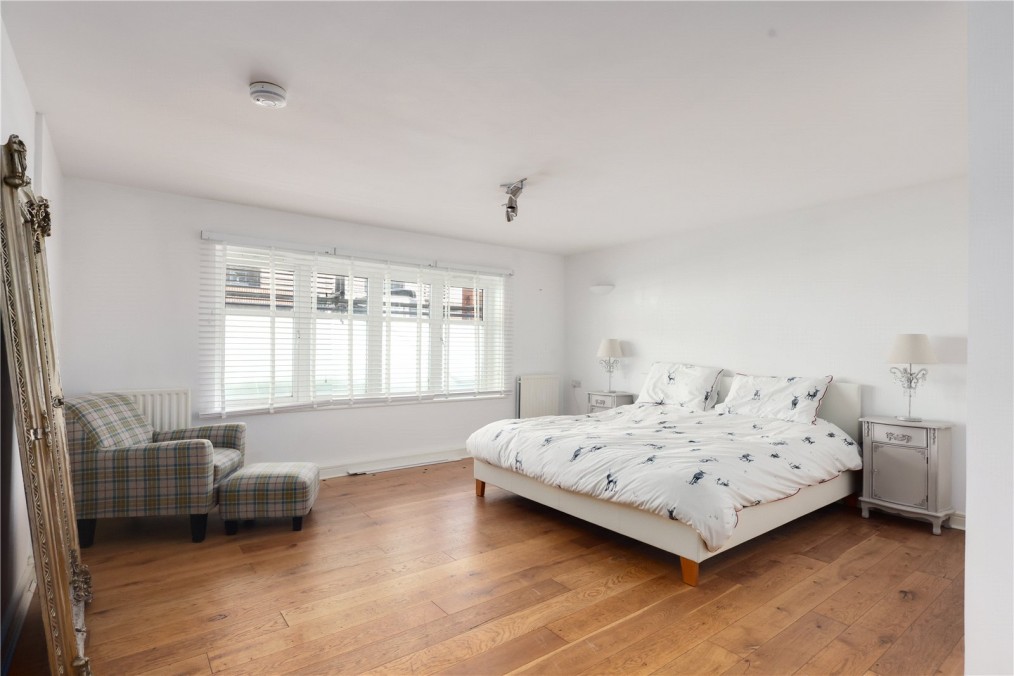 Prince Edward Road, E9