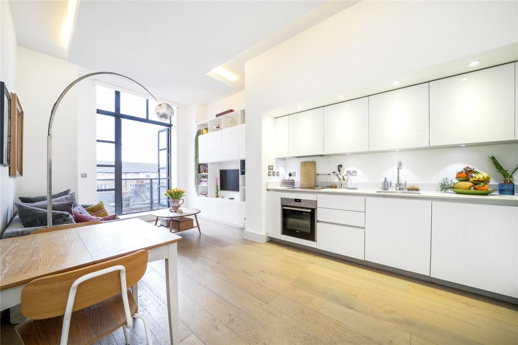 Chatham Place, E9