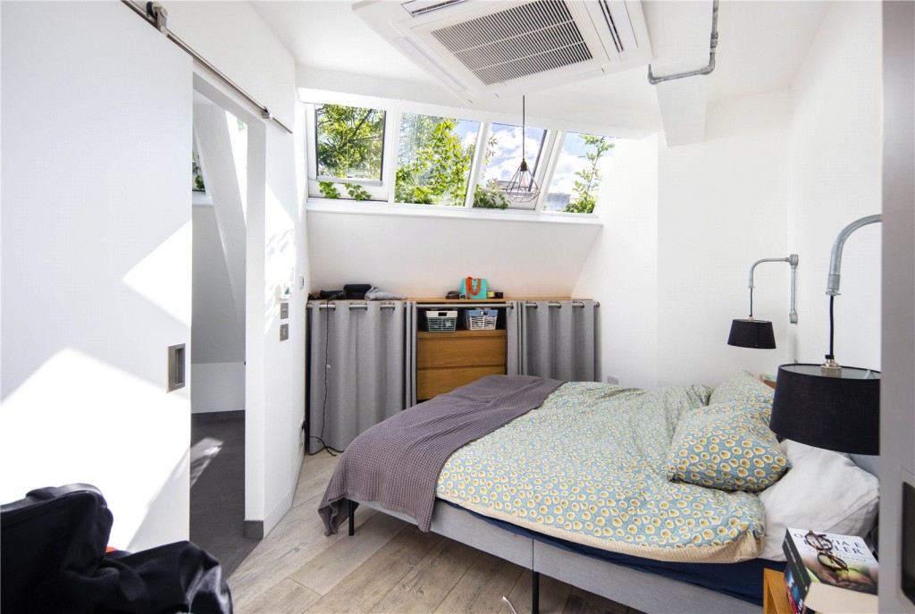 Image for Flat 5, E8