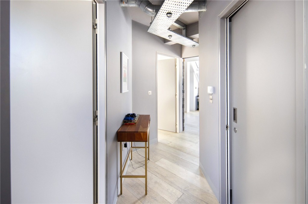 Image for Flat 5, E8