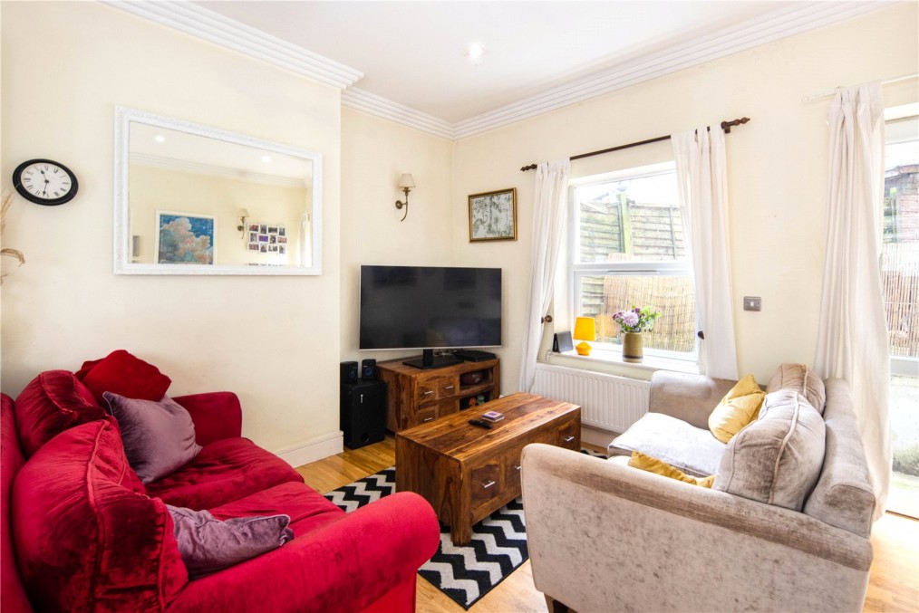 Amhurst Road, N16