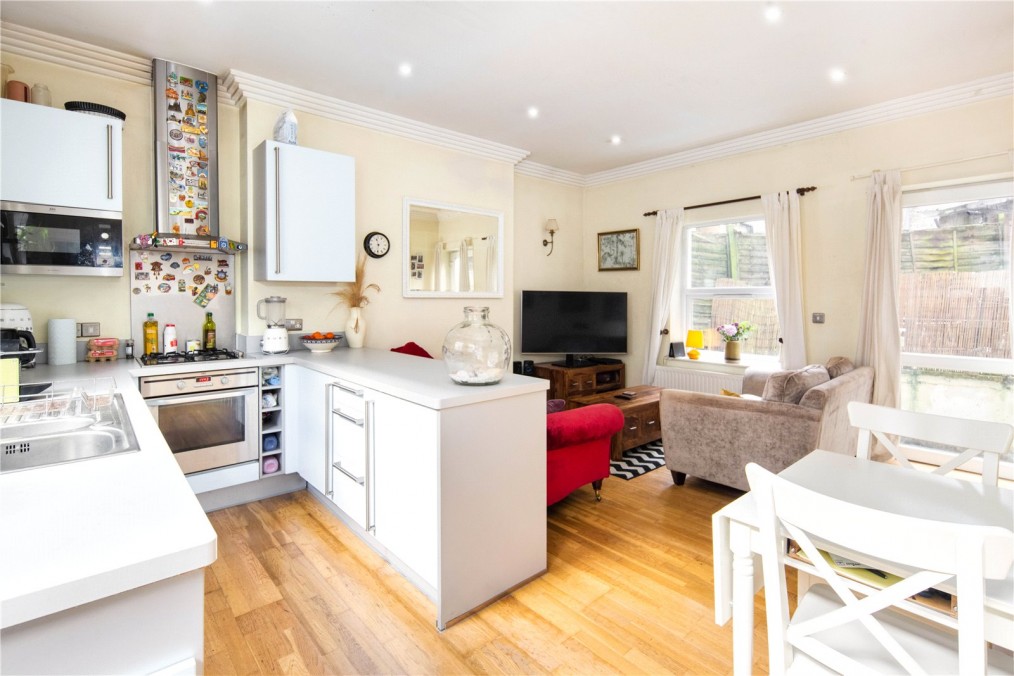 Amhurst Road, N16