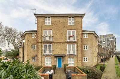 View full details for Towpath Walk, E9