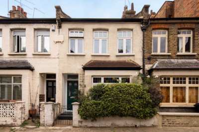 View full details for Clapton Passage, E5