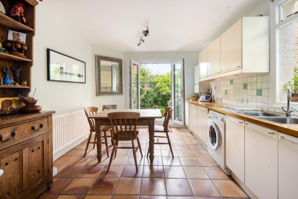 Image for Clapton Passage, E5