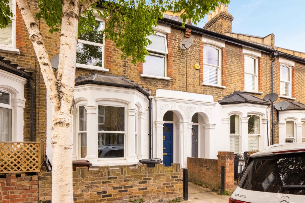 Adley Street, E5