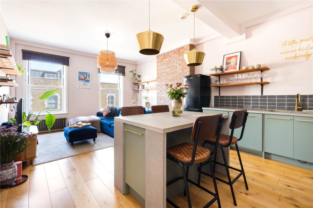 Stoke Newington High Street, N16