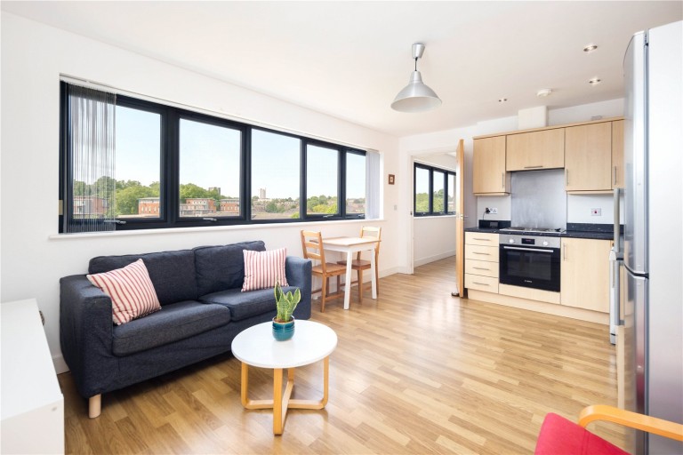 Walnut Court, E5