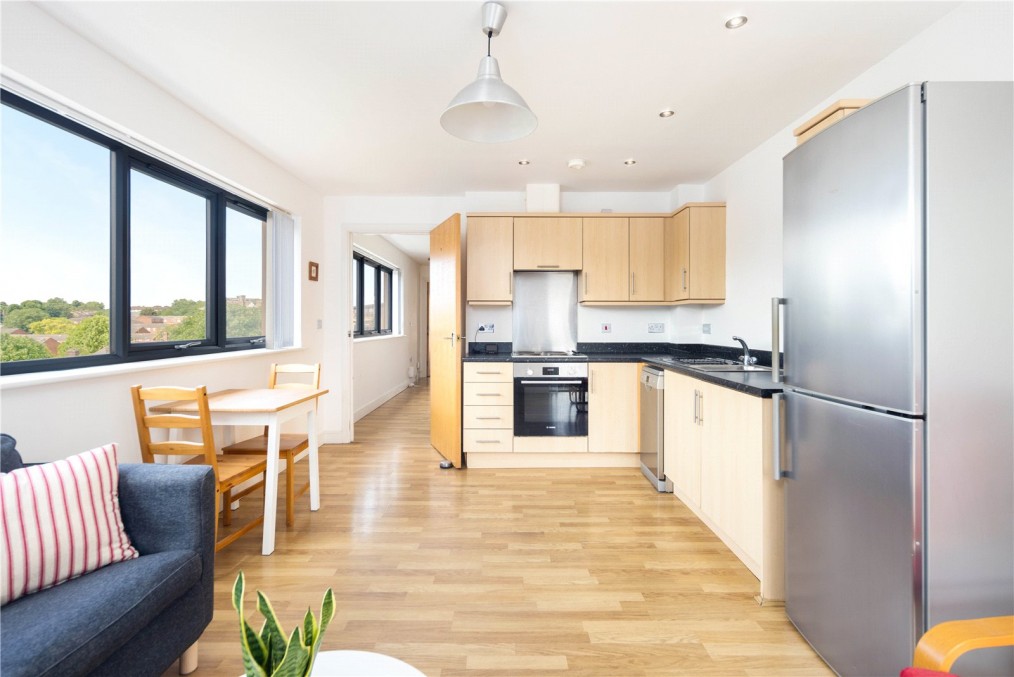 Walnut Court, E5
