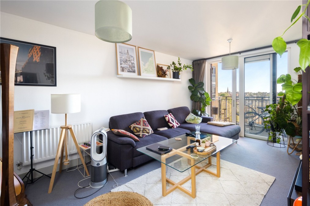 Raddon Tower, E8