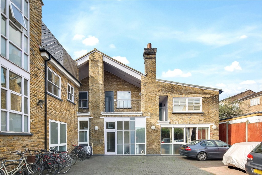 Image for Roding Road, E5