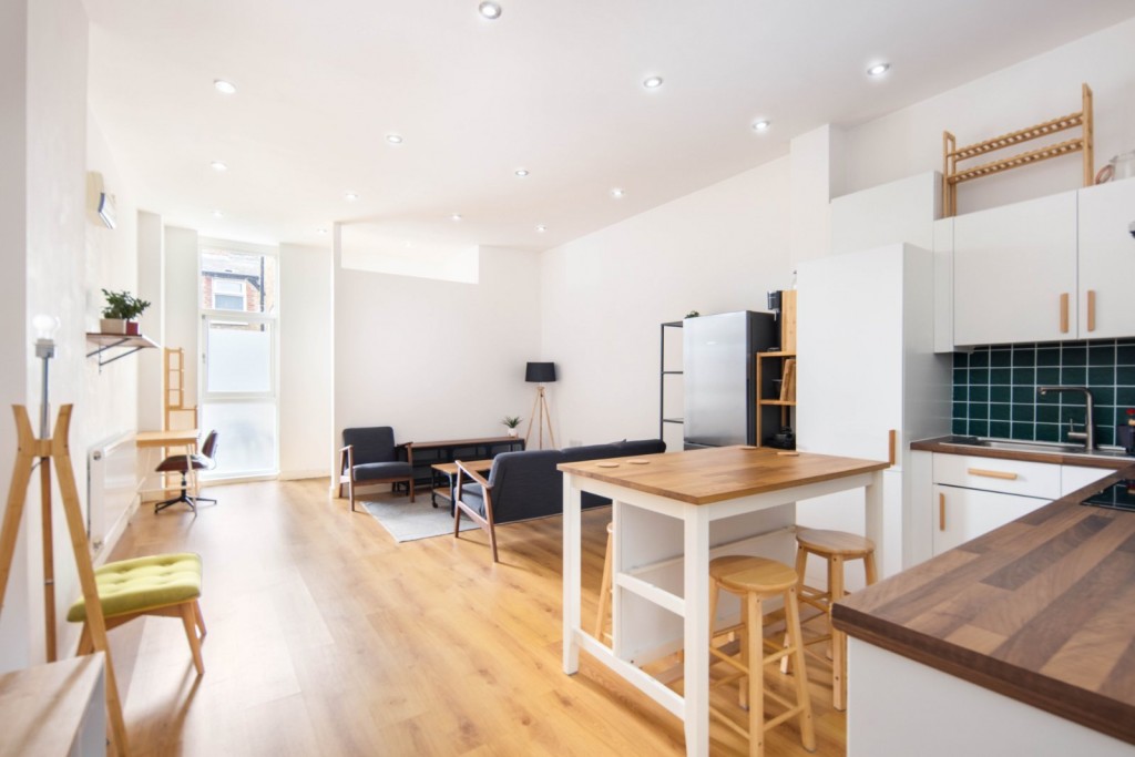 Image for Roding Road, E5