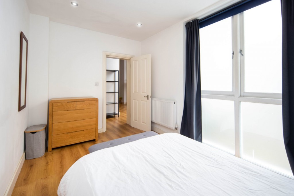 Image for Roding Road, E5