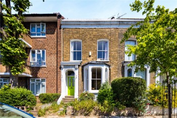 Almack Road, E5