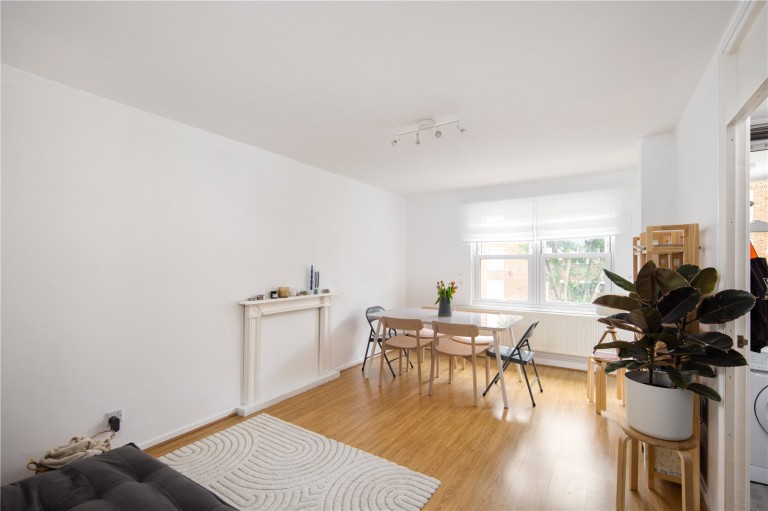 Athlone Close, E5