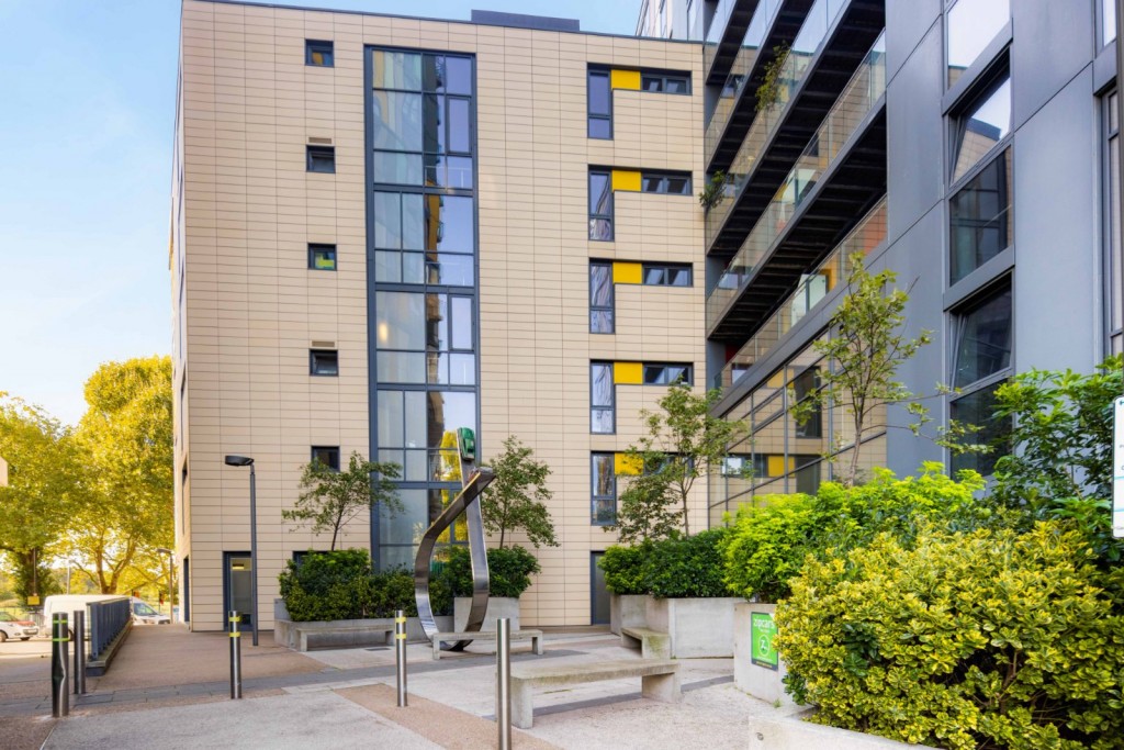 Image for Emerald Apartments, E9