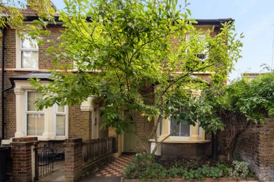 View full details for Chevet Street, E9