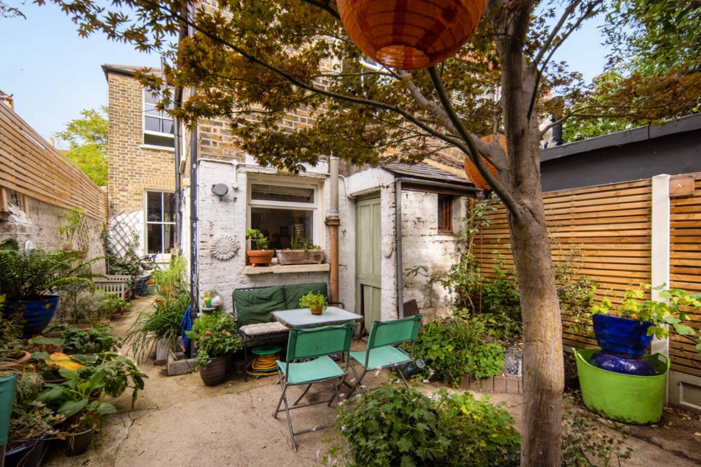 Image for Chevet Street, E9