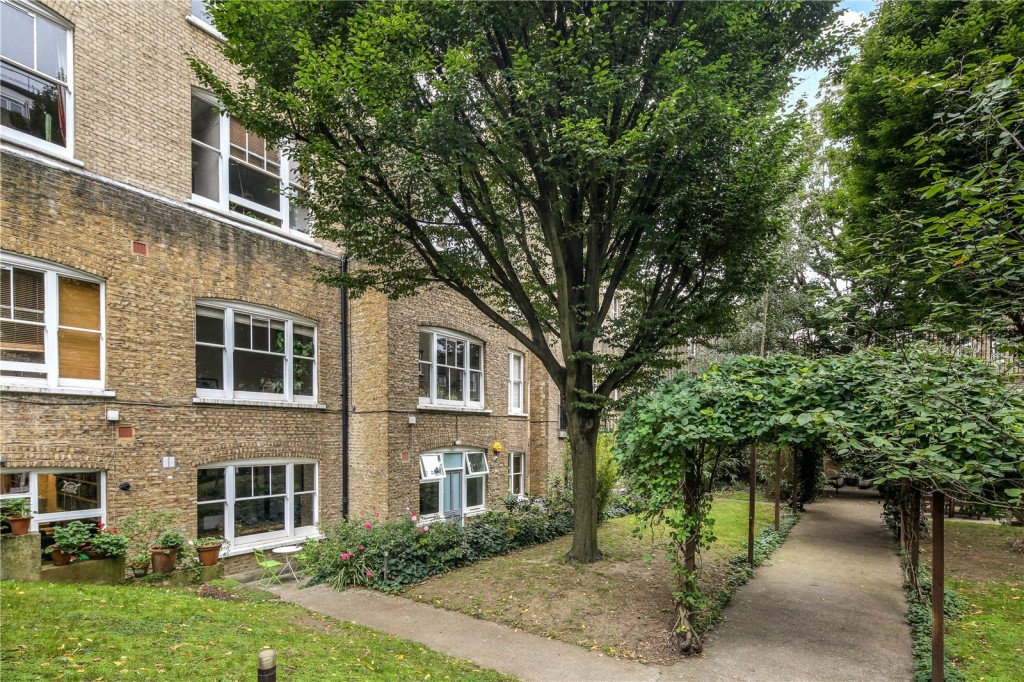 Image for Colonnades Apartments, E8