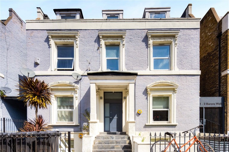 Kenninghall Road, E5