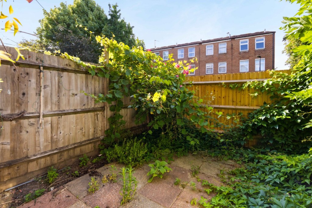 Image for Lyneham Walk, E5