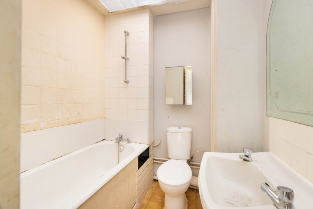 Image for Lyneham Walk, E5