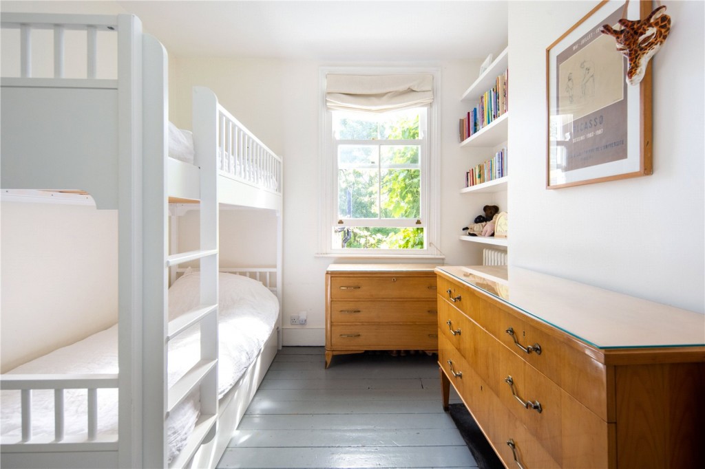 Image for Roding Road, E5