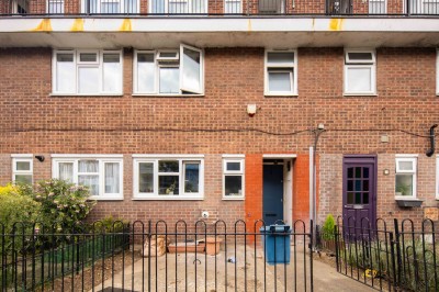 View full details for Clarence Road, E5