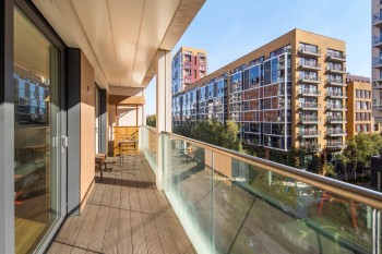 Roseberry Place, E8