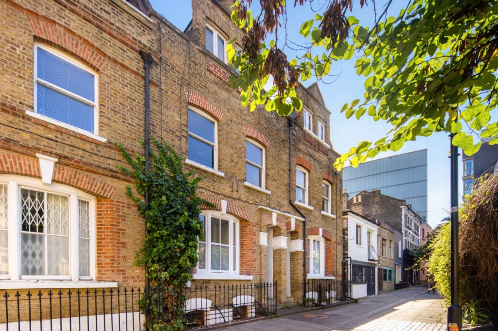 Image for Sylvester Path, E8