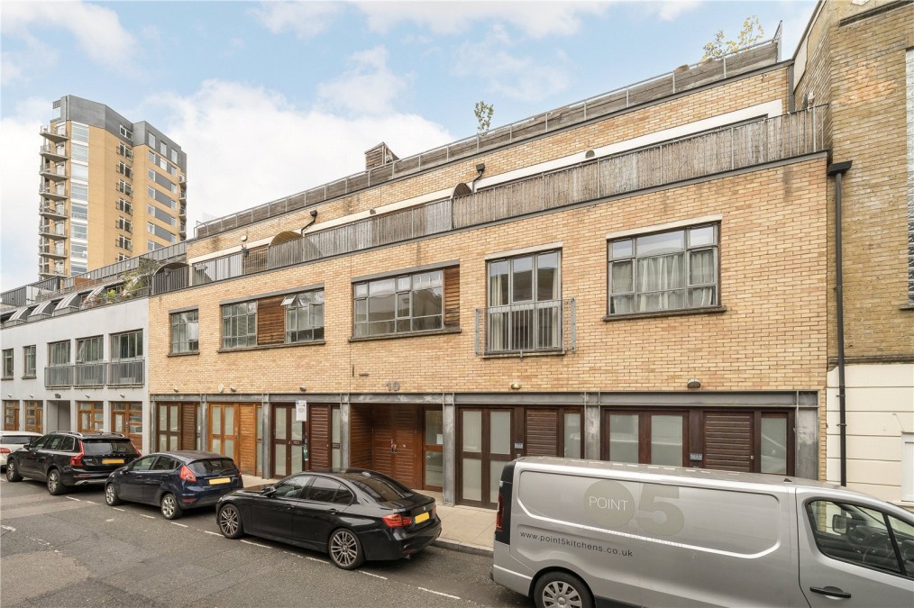 Ellingfort Road, E8