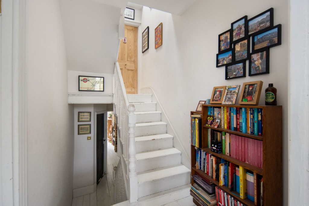 Image for Sach Road, E5