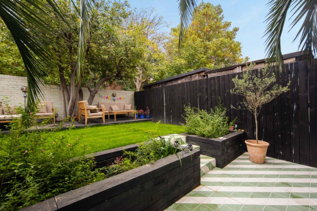 Image for Sach Road, E5