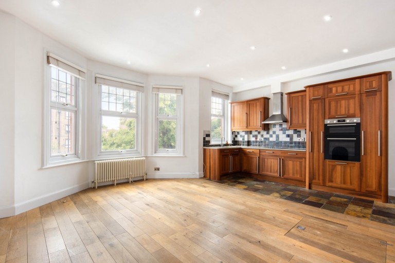 Upper Clapton Road, E5