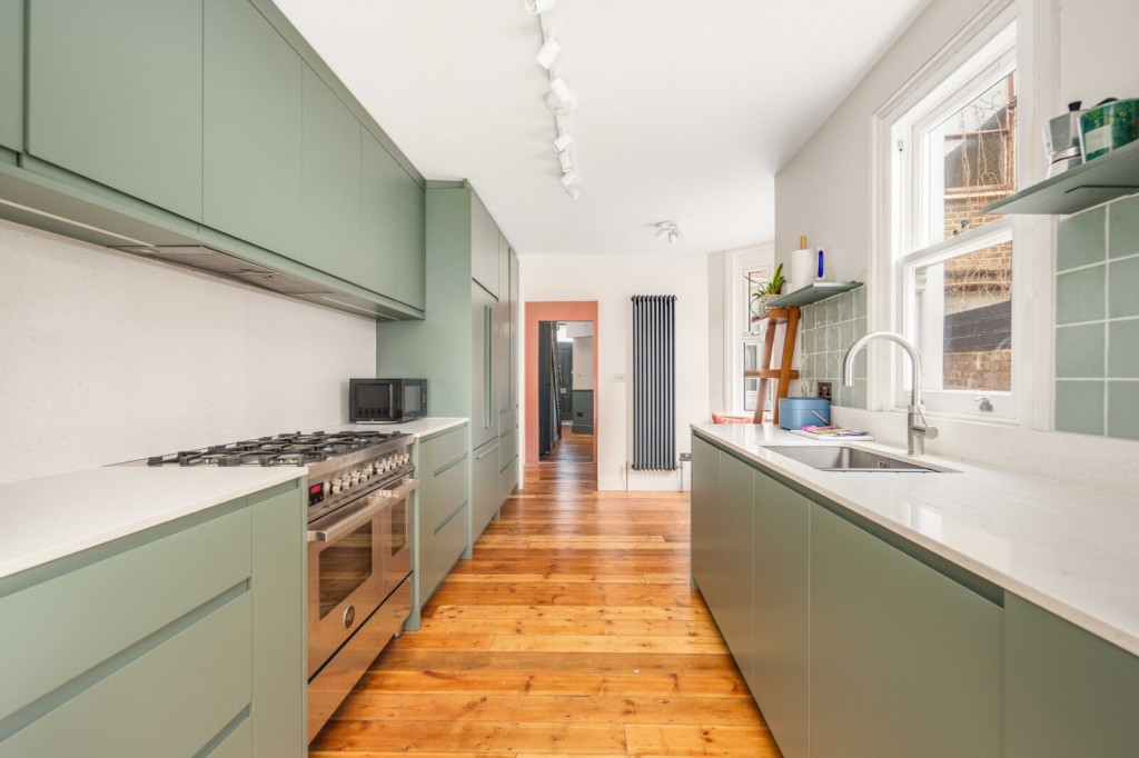 Image for Daubeney Road, E5