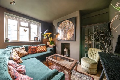 View full details for Frampton Park Road, E9