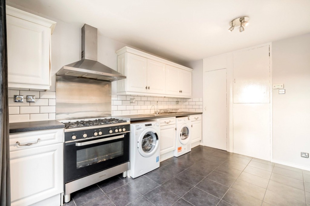 Image for Daubeney Road, E5