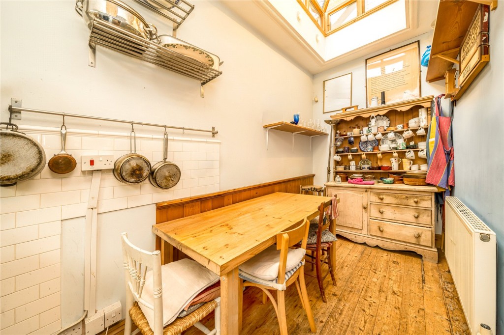 Image for East Bank, N16