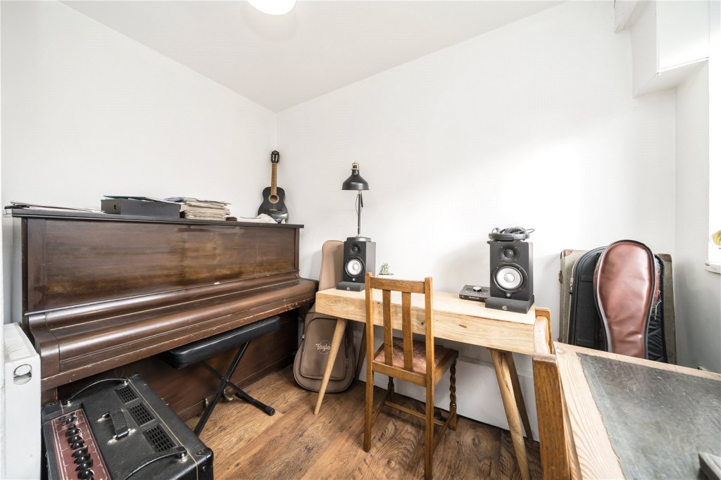 Image for College Close, E9