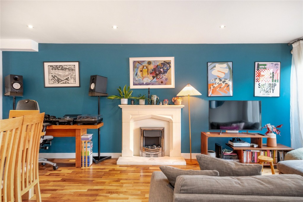 Image for Acer Road, E8