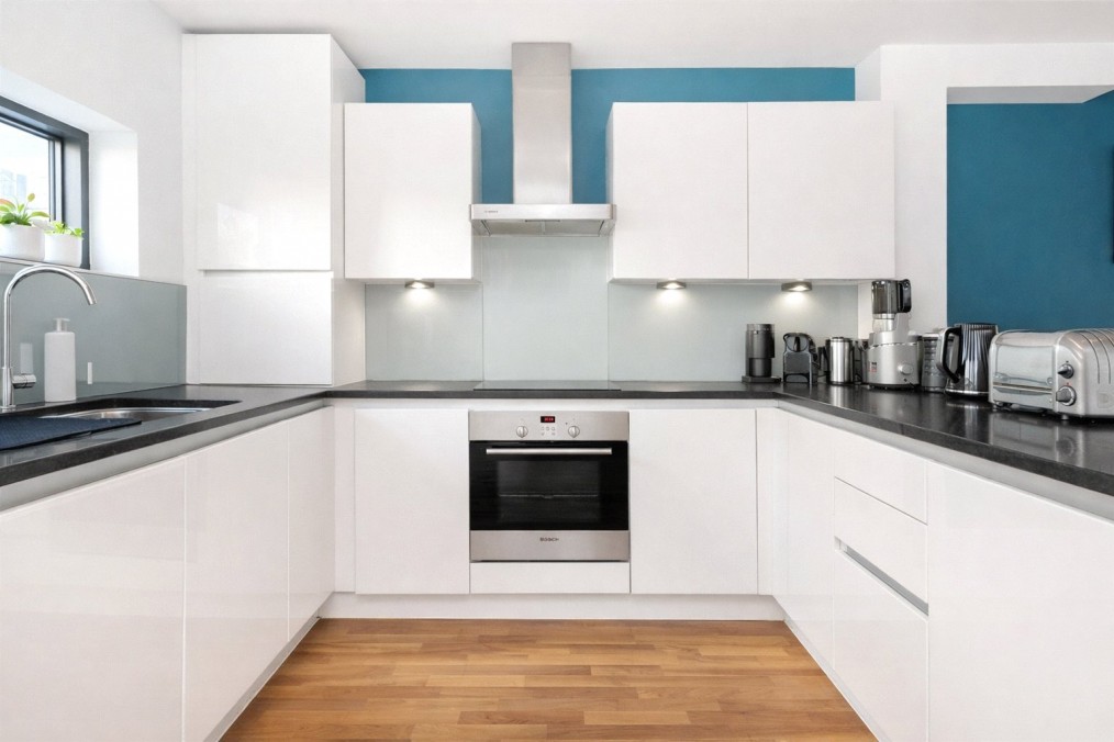 Acer Road, E8