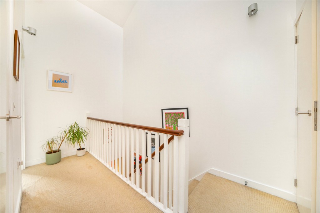 Image for Acer Road, E8