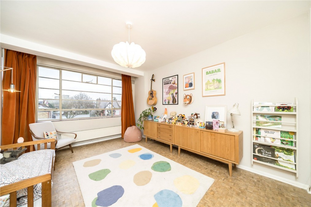 Beaumont Court, E5