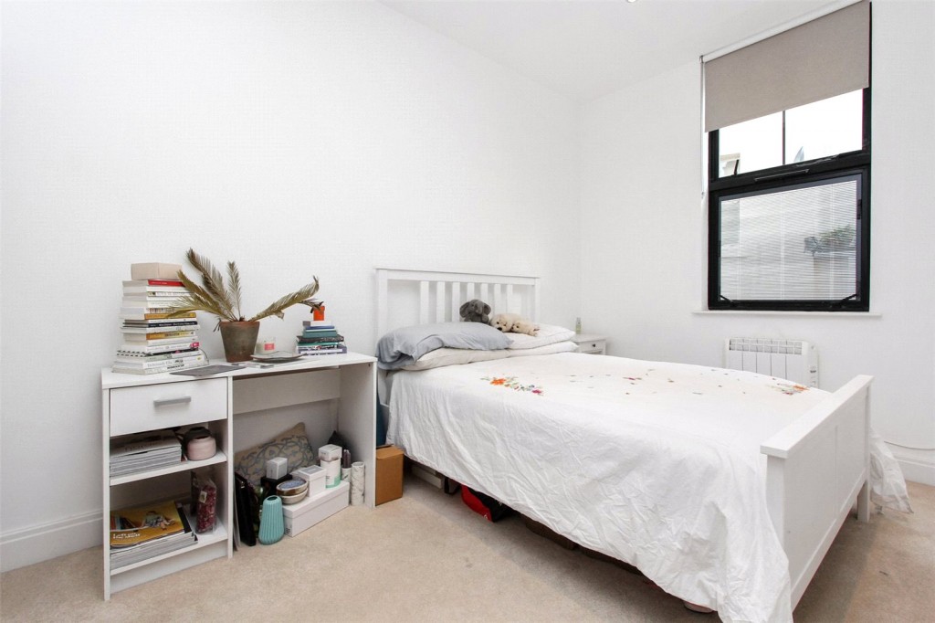 Image for Shore Road, E9